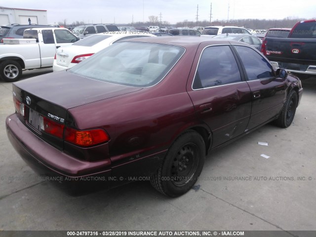 JT2BG22KX10562299 - 2001 TOYOTA CAMRY CE/LE/XLE RED photo 4