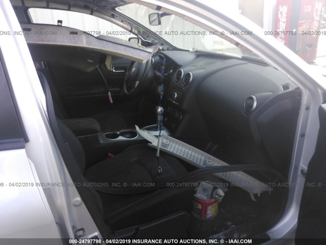 JN8AS5MV8DW645326 - 2013 NISSAN ROGUE S/SV SILVER photo 5