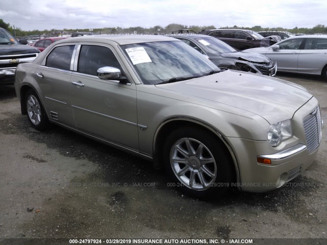 2C3KA63H96H464018 - 2006 CHRYSLER 300C GOLD photo 1