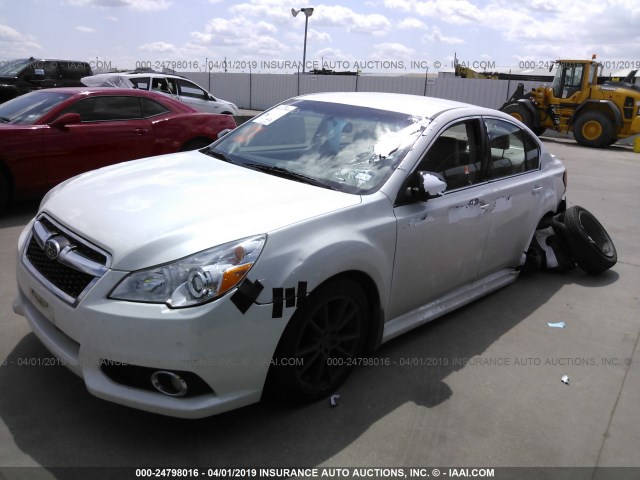 4S3BMBA68E3006534 - 2014 SUBARU LEGACY 2.5I WHITE photo 2