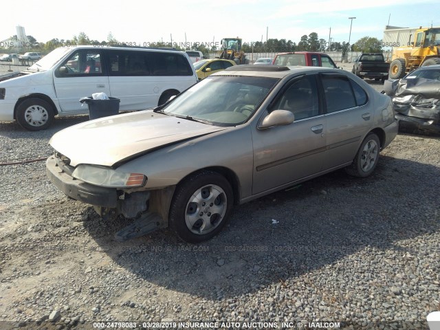 1N4DL01A71C143680 - 2001 NISSAN ALTIMA GXE/GLE/SE GOLD photo 2