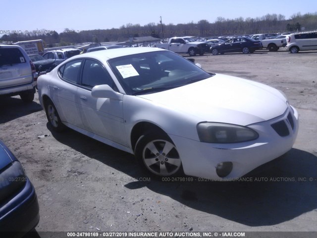 2G2WP552881121571 - 2008 PONTIAC GRAND PRIX WHITE photo 1