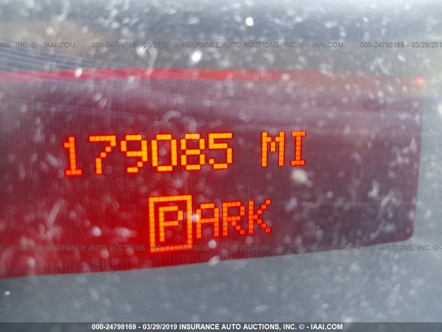 2G2WP552881121571 - 2008 PONTIAC GRAND PRIX WHITE photo 7