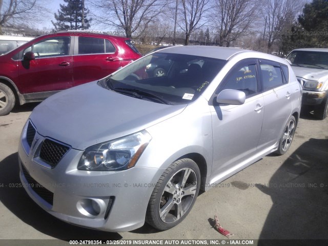 5Y2SN670X9Z419596 - 2009 PONTIAC VIBE GT SILVER photo 2