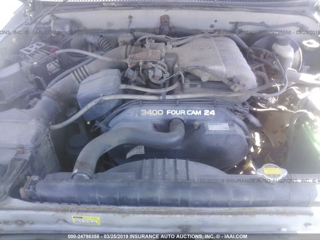 5TEWN72N32Z119662 - 2002 TOYOTA TACOMA XTRACAB SILVER photo 10