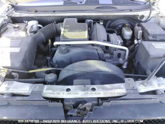 1GNDT13S042237715 - 2004 CHEVROLET TRAILBLAZER LS/LT WHITE photo 10