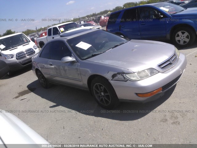 19UYA1150VL015878 - 1997 ACURA 2.2CL SILVER photo 1