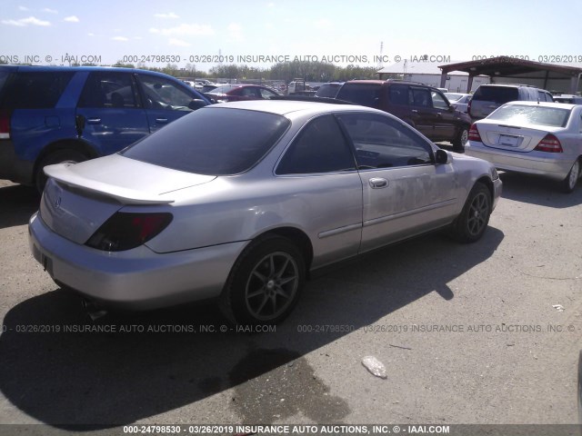 19UYA1150VL015878 - 1997 ACURA 2.2CL SILVER photo 4