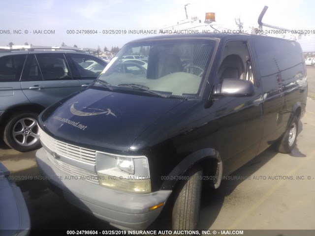 1GCDM19W51B111488 - 2001 CHEVROLET ASTRO BLACK photo 2