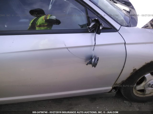 2G1WW12E759215811 - 2005 CHEVROLET MONTE CARLO LS ვერცხლისფერი ფოტო 6