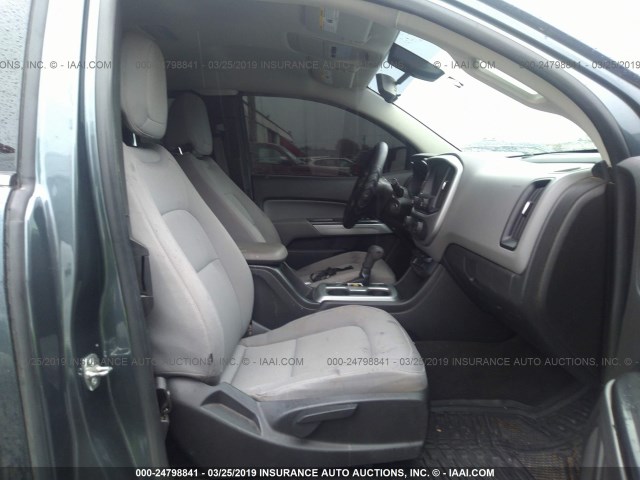 1GCHTBEA4F1152468 - 2015 CHEVROLET COLORADO LT GRAY photo 5