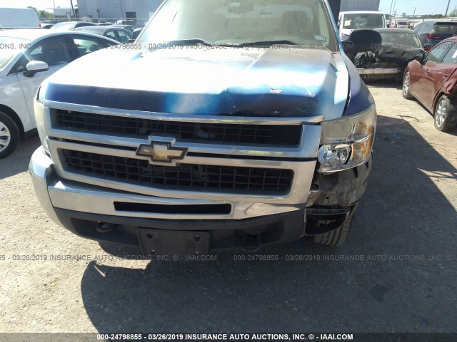 1GC5CVBG9AZ252539 - 2010 CHEVROLET SILVERADO C2500 HEAVY DUTY SILVER photo 6