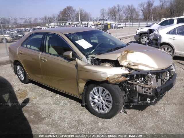 4T1BF1FK5CU045689 - 2012 TOYOTA CAMRY SE/LE/XLE 金色 照片 1