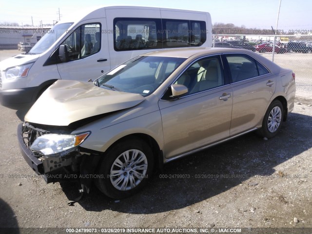 4T1BF1FK5CU045689 - 2012 TOYOTA CAMRY SE/LE/XLE 金色 照片 2