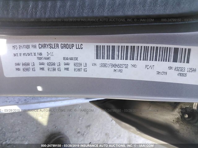 1B3BD1FBXBN565732 - 2011 DODGE AVENGER MAINSTREET SILVER photo 9