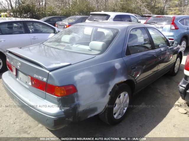 JT2BG22K510599678 - 2001 TOYOTA CAMRY CE/LE/XLE GREEN photo 4