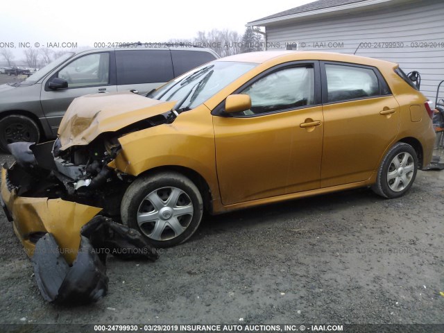 2T1KU40E39C011576 - 2009 TOYOTA COROLLA MATRIX  GOLD photo 2