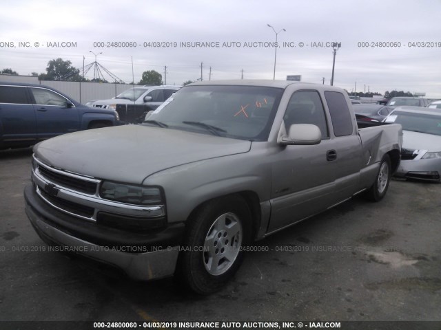 2GCEC19V811124816 - 2001 CHEVROLET SILVERADO C1500 GRAY photo 2