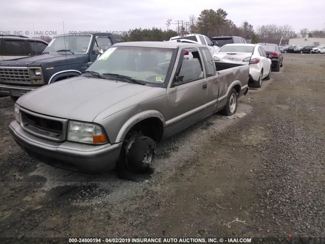 1GTCS1941X8504023 - 1999 GMC SONOMA GOLD photo 2