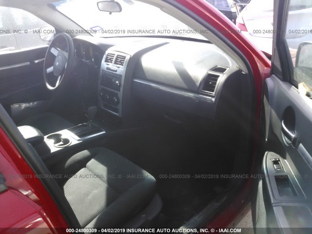 2B3CA3CV0AH165063 - 2010 DODGE CHARGER SXT RED photo 5