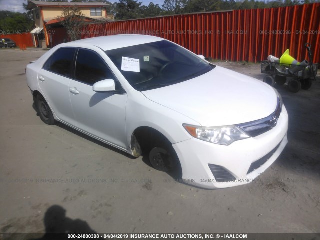 4T4BF1FK0CR197191 - 2012 TOYOTA CAMRY SE/LE/XLE WHITE photo 1