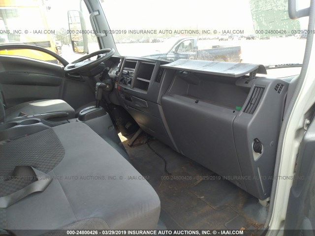 JALE5W16XA7901476 - 2010 ISUZU NQR WHITE photo 5