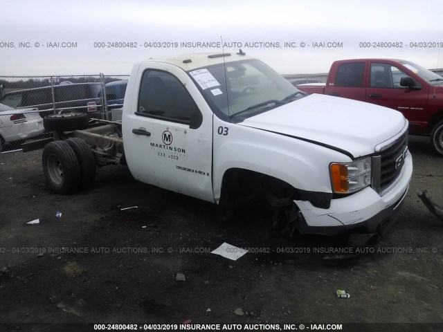 1GDJC34K78E135222 - 2008 GMC SIERRA C3500 WHITE photo 1