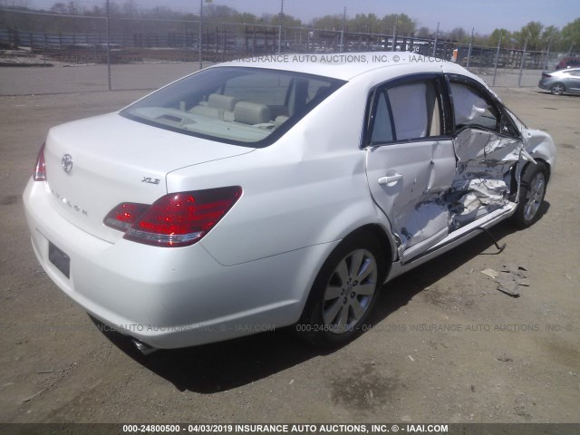 4T1BK36B26U083991 - 2006 TOYOTA AVALON XL/XLS/TOURING/LIMITED WHITE photo 4