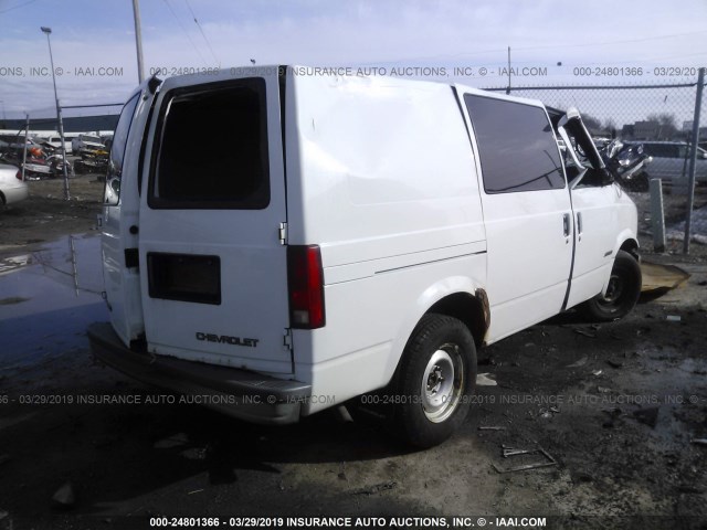 1GCDM19W1YB183587 - 2000 CHEVROLET ASTRO WHITE photo 4