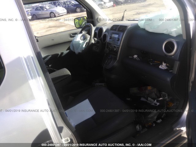 5J6YH28573L039110 - 2003 HONDA ELEMENT EX SILVER photo 5