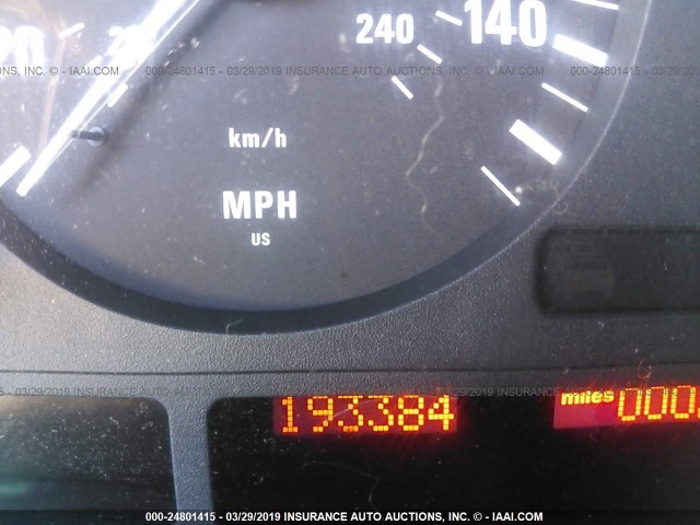 WBAGG8331XDN73066 - 1999 BMW 740 I AUTOMATIC Күміс фото 7