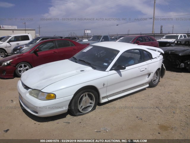 1FAFP4041WF136665 - 1998 FORD MUSTANG WHITE photo 2