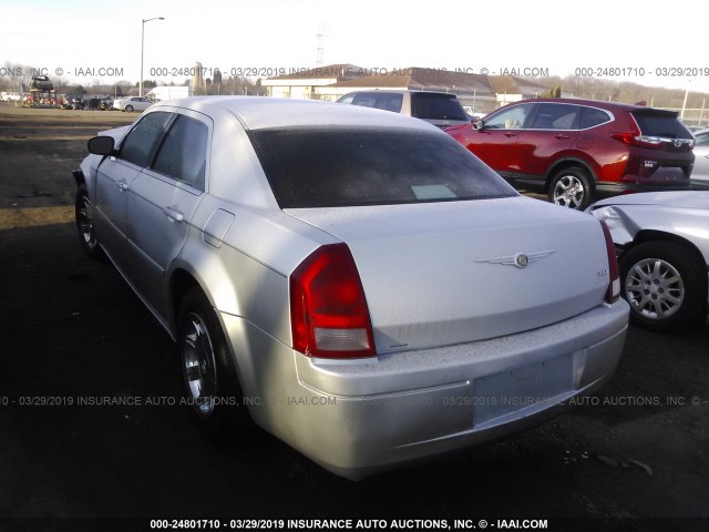 2C3JA43R05H522444 - 2005 CHRYSLER 300 SILVER photo 3