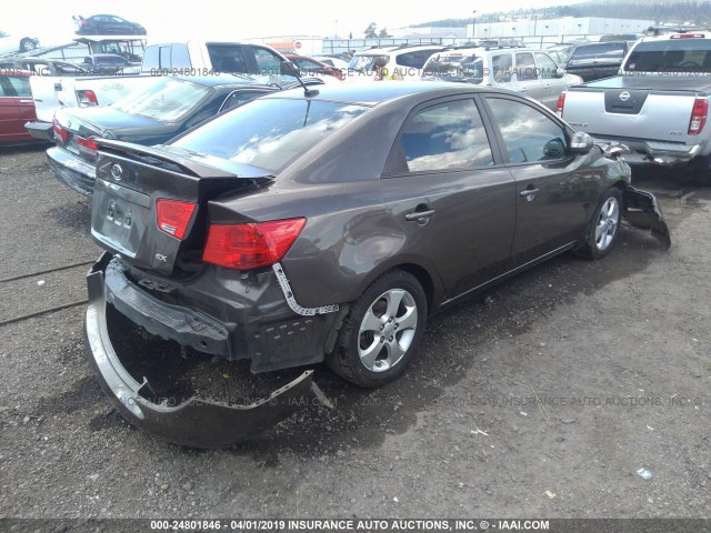 KNAFU4A23A5300462 - 2010 KIA FORTE EX BROWN photo 4