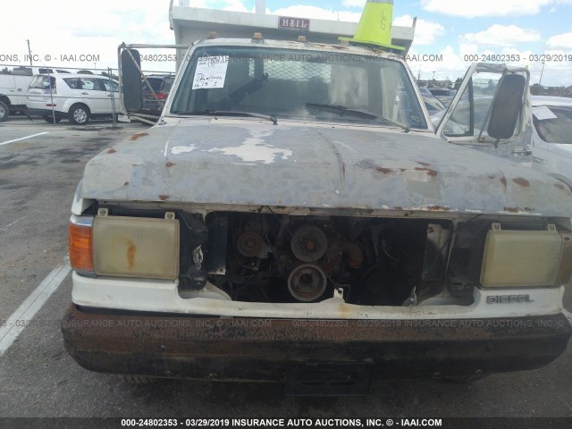 1FDKF37M6MNA76831 - 1991 FORD F350 WHITE photo 6