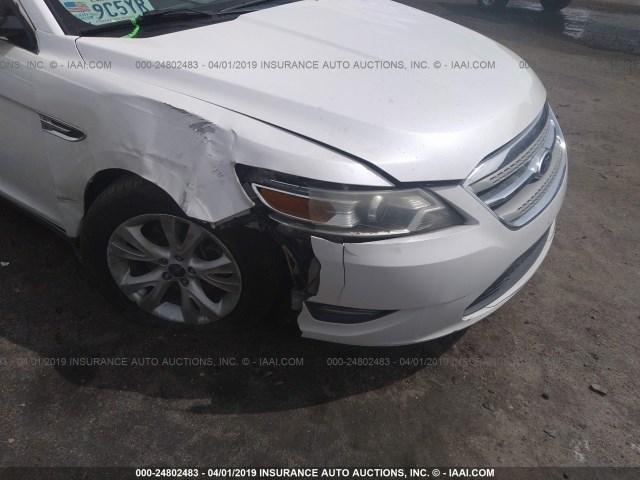 1FAHP2EW7BG174803 - 2011 FORD TAURUS SEL WHITE photo 6