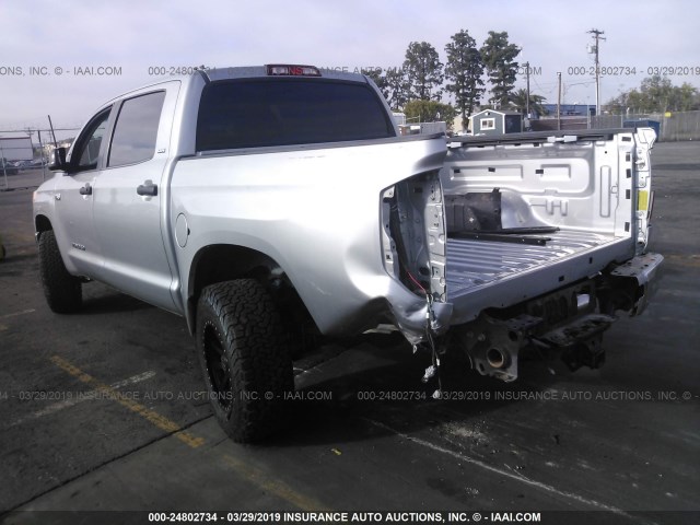 5TFDY5F17EX408873 - 2014 TOYOTA TUNDRA CREWMAX SR5 SILVER photo 3