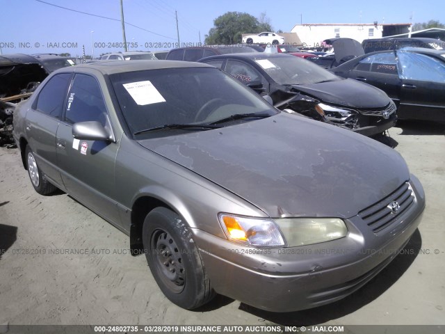 JT2BG22K6X0301521 - 1999 TOYOTA CAMRY LE/XLE 金色 照片 1