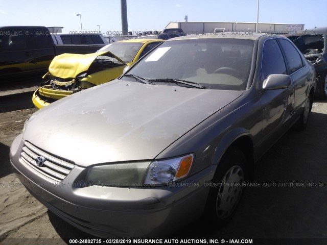 JT2BG22K6X0301521 - 1999 TOYOTA CAMRY LE/XLE 金色 照片 2