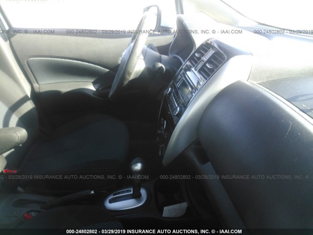 3N1CE2CP0FL399087 - 2015 NISSAN VERSA NOTE S/S PLUS/SV/SL/SR WHITE photo 5