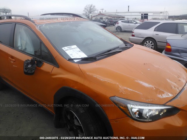 JF2GTAEC1KH203659 - 2019 SUBARU CROSSTREK PREMIUM ORANGE photo 6