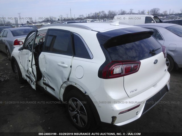 KNDCB3LC3J5204911 - 2018 KIA NIRO FE/LX WHITE photo 3