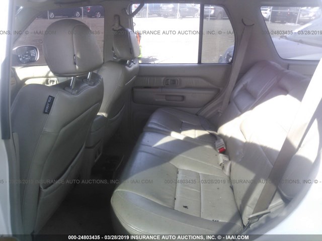 JNRDR07X31W101770 - 2001 INFINITI QX4 WHITE photo 8