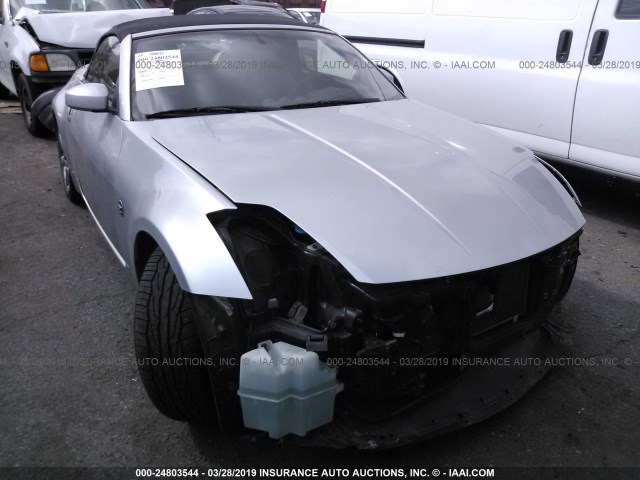 JN1AZ36A04T004536 - 2004 NISSAN 350Z ROADSTER SILVER photo 1