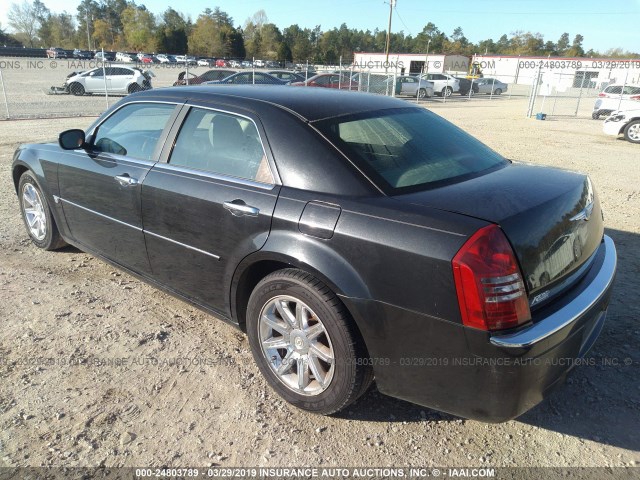 2C3JA63H65H152894 - 2005 CHRYSLER 300C შავი ფოტო 3