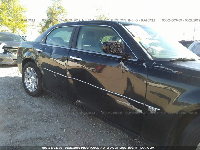 2C3JA63H65H152894 - 2005 CHRYSLER 300C შავი ფოტო 6