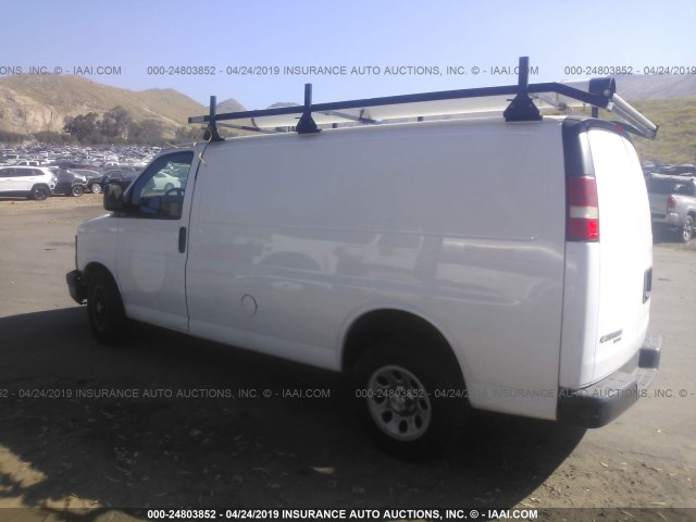 1GCSGAFX3E1162088 - 2014 CHEVROLET EXPRESS G1500  WHITE photo 3