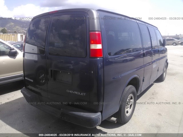 1GNFG15X561161634 - 2006 CHEVROLET EXPRESS G1500  BLUE photo 4