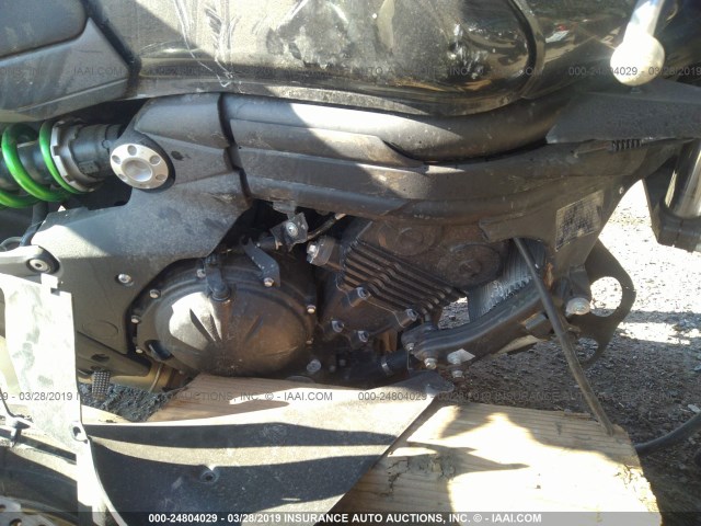 JKAEXEE16GDA22939 - 2016 KAWASAKI EX650 E BLACK photo 8