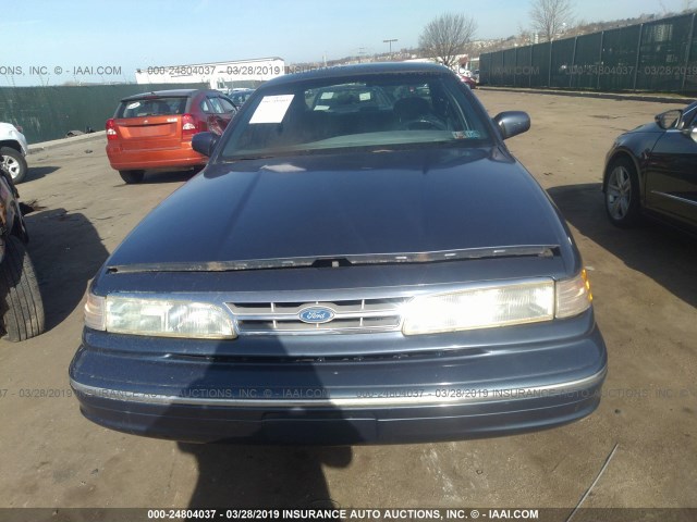 2FALP74W5TX194553 - 1996 FORD CROWN VICTORIA LX BLUE photo 6